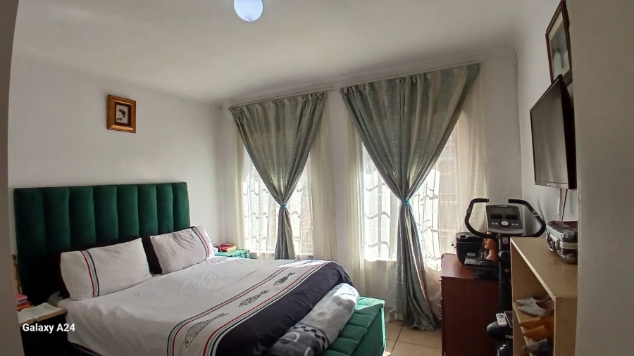 2 Bedroom Property for Sale in Forest Hill Gauteng