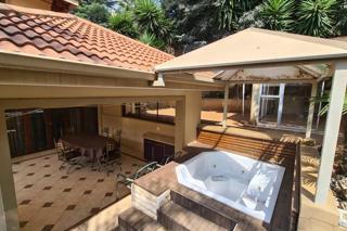 To Let 4 Bedroom Property for Rent in Kensington Gauteng