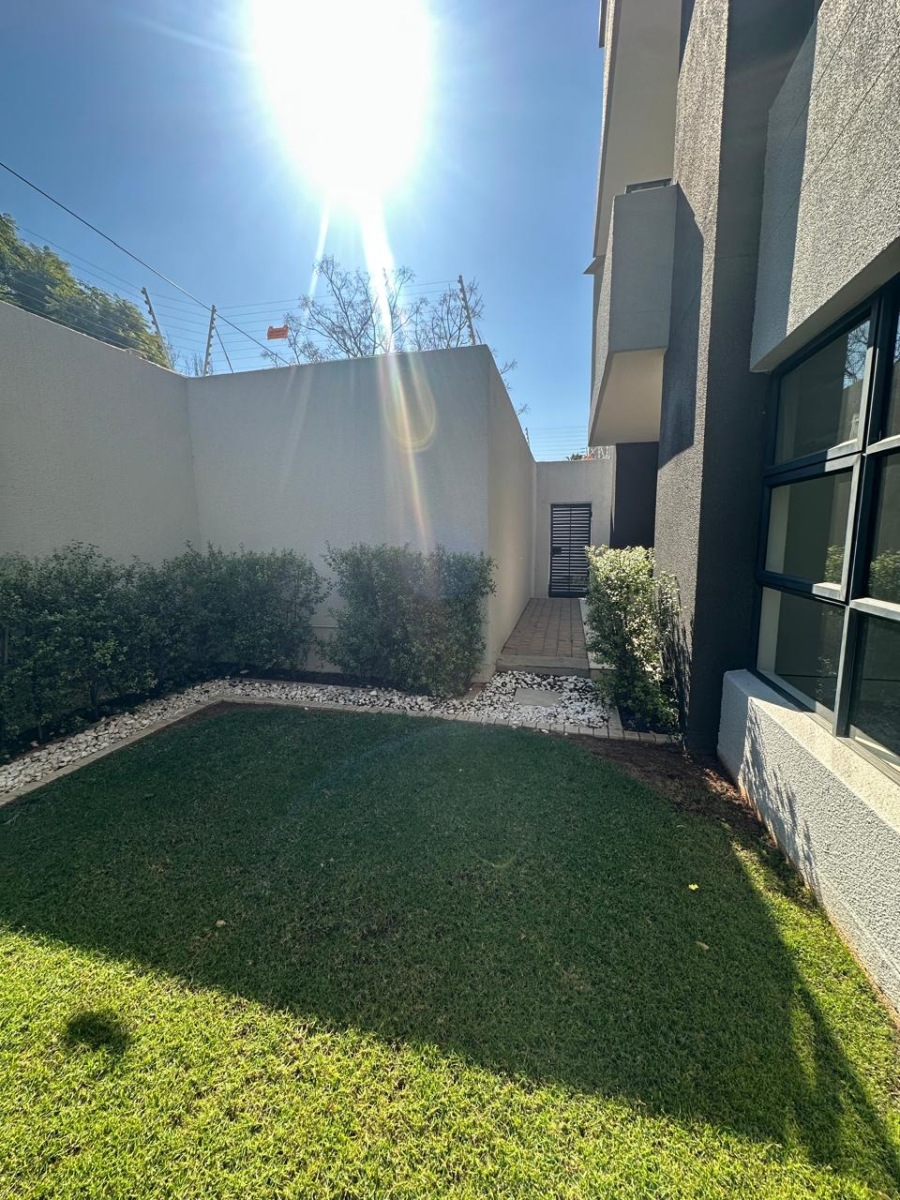 To Let 2 Bedroom Property for Rent in Morningside Gauteng