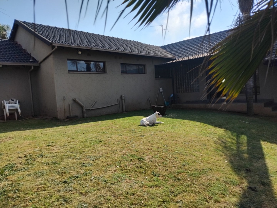 3 Bedroom Property for Sale in Dawnview Gauteng