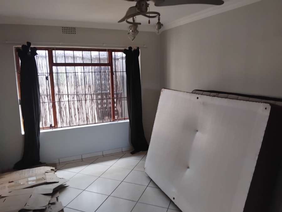 3 Bedroom Property for Sale in Dawnview Gauteng