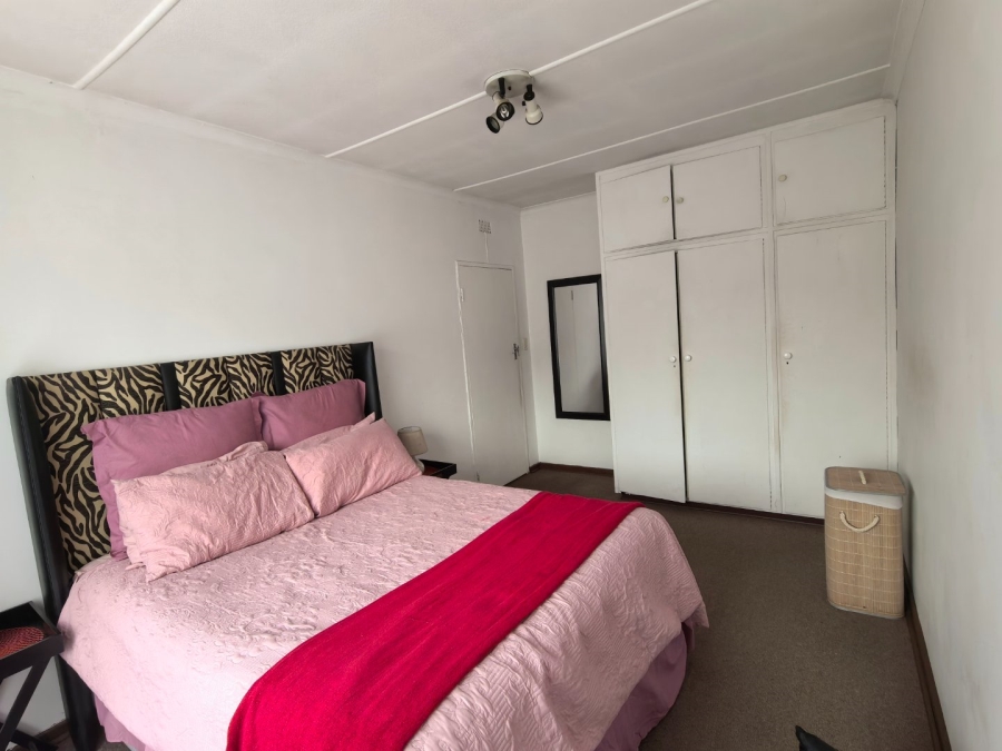 To Let 1 Bedroom Property for Rent in Lyndhurst Gauteng