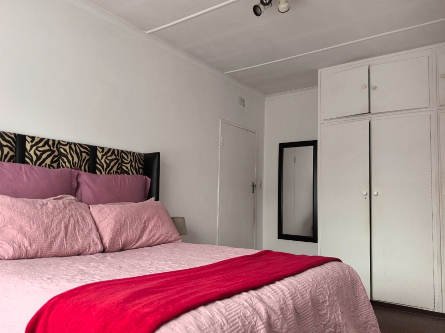 To Let 1 Bedroom Property for Rent in Lyndhurst Gauteng