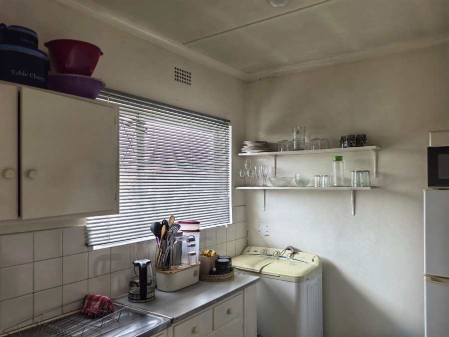 To Let 1 Bedroom Property for Rent in Lyndhurst Gauteng