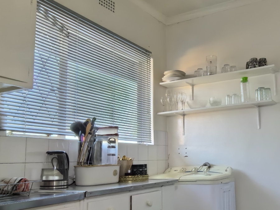 To Let 1 Bedroom Property for Rent in Lyndhurst Gauteng