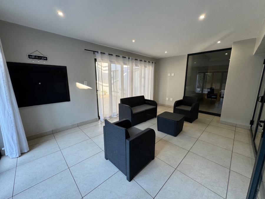 3 Bedroom Property for Sale in Midstream Ridge Gauteng