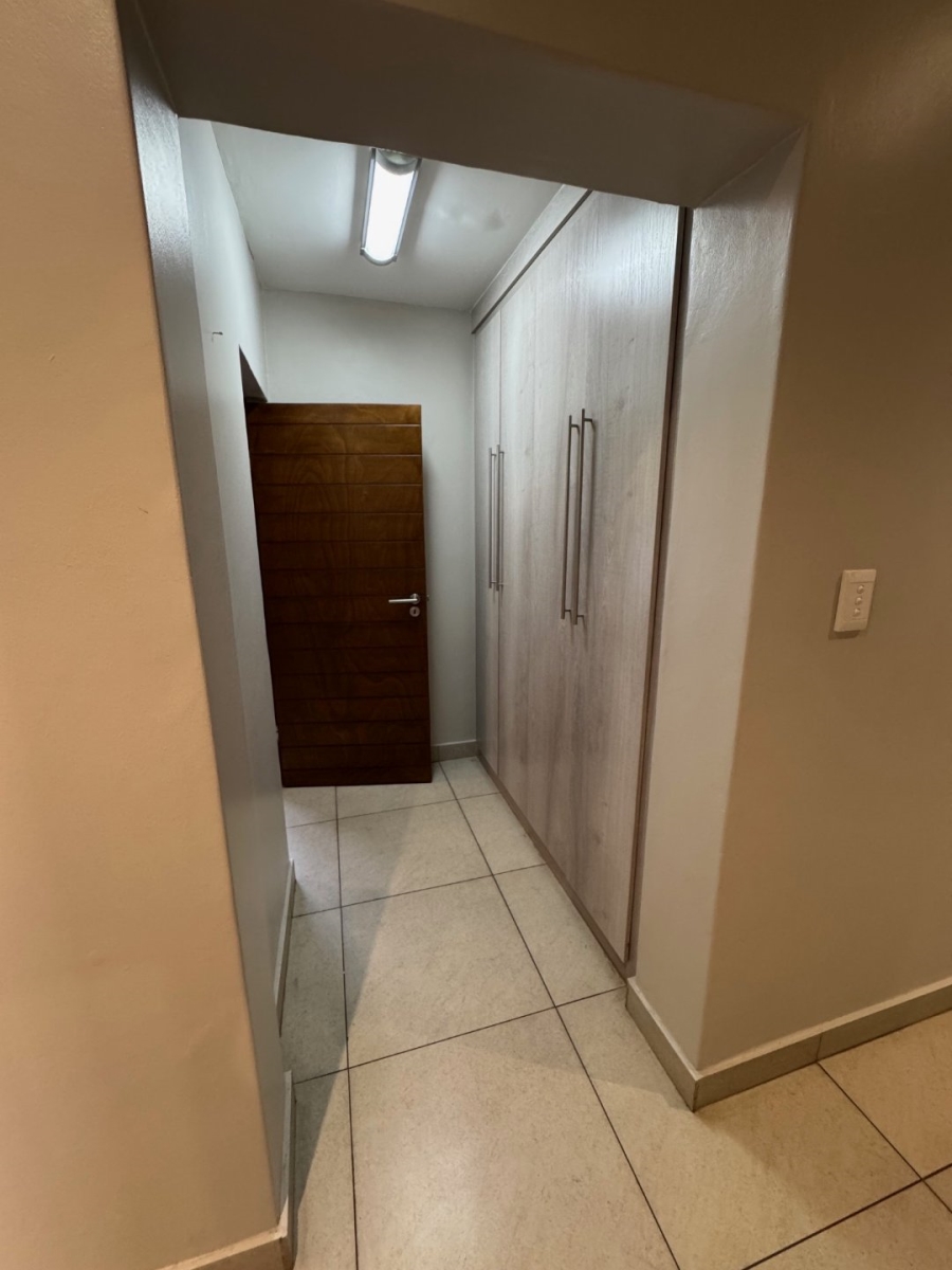 3 Bedroom Property for Sale in Midstream Ridge Gauteng