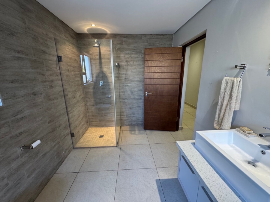 3 Bedroom Property for Sale in Midstream Ridge Gauteng