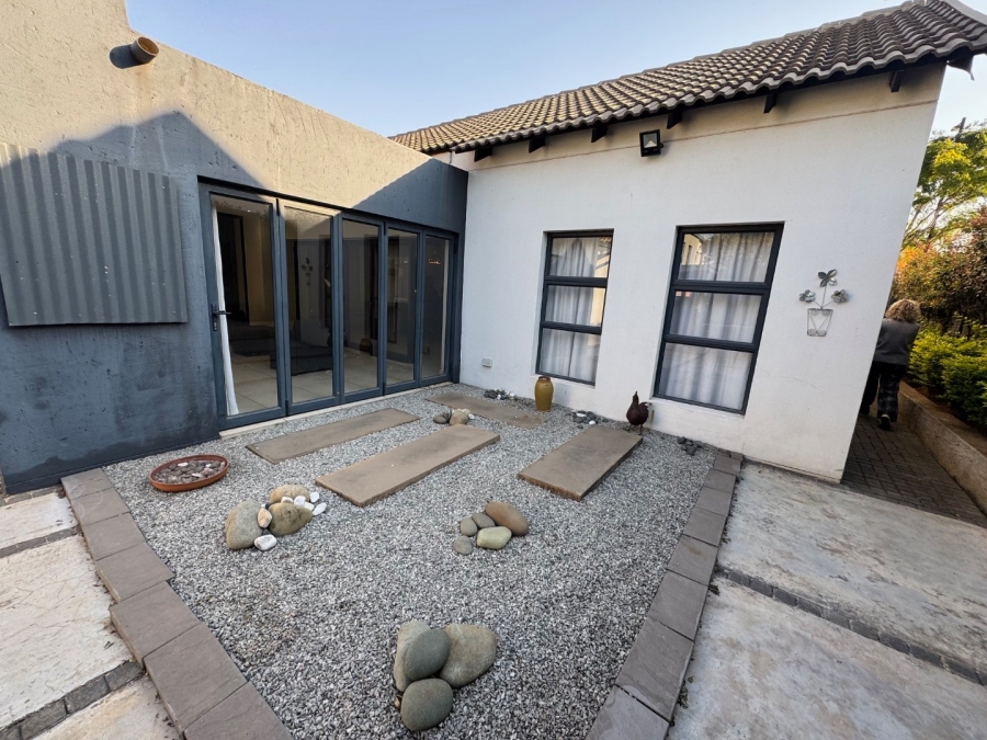 3 Bedroom Property for Sale in Midstream Ridge Gauteng