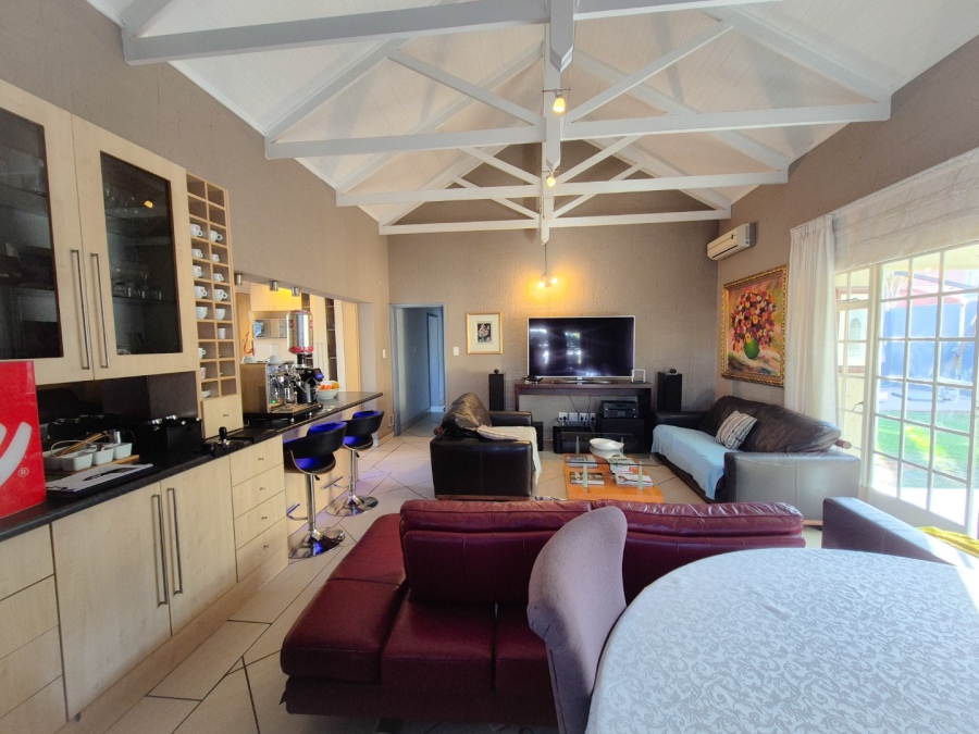 3 Bedroom Property for Sale in Vanderbijlpark SW 5 Gauteng