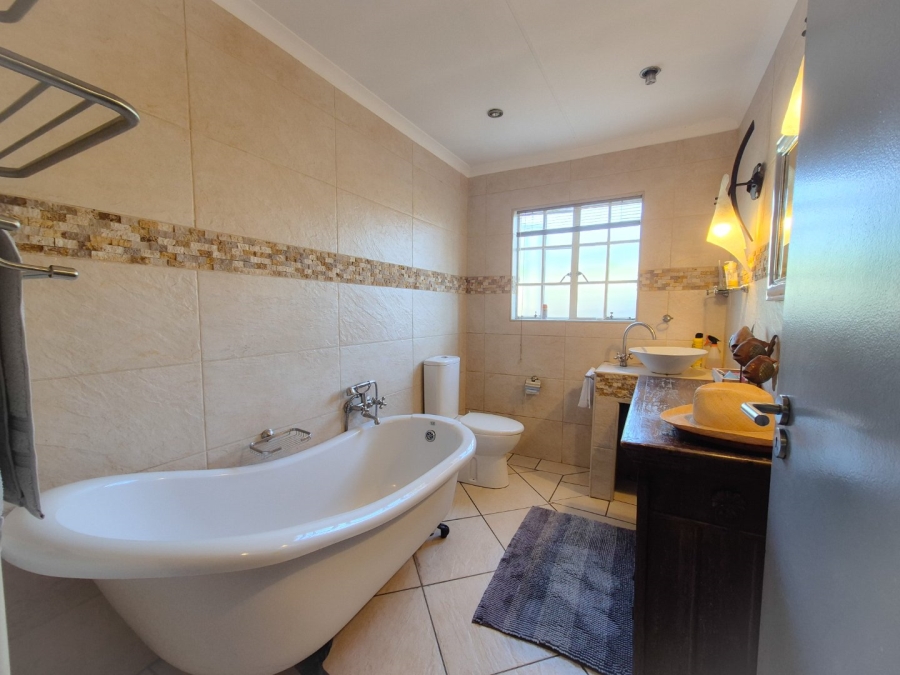 3 Bedroom Property for Sale in Vanderbijlpark SW 5 Gauteng