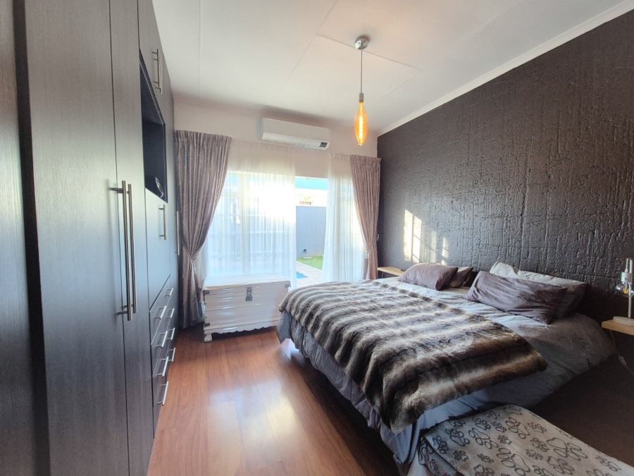 3 Bedroom Property for Sale in Vanderbijlpark SW 5 Gauteng