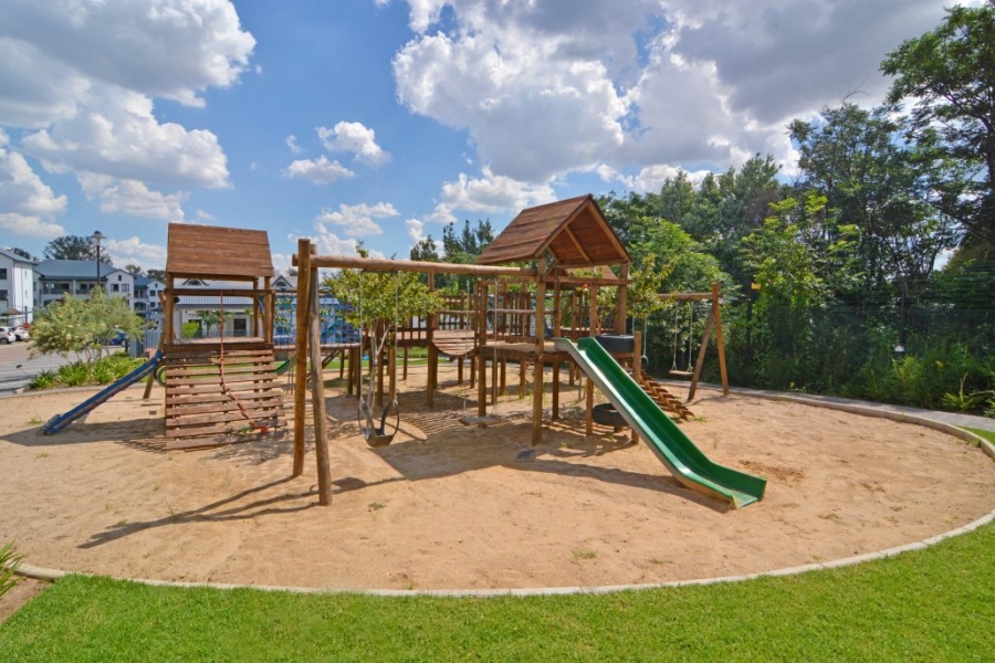 2 Bedroom Property for Sale in Chartwell Gauteng
