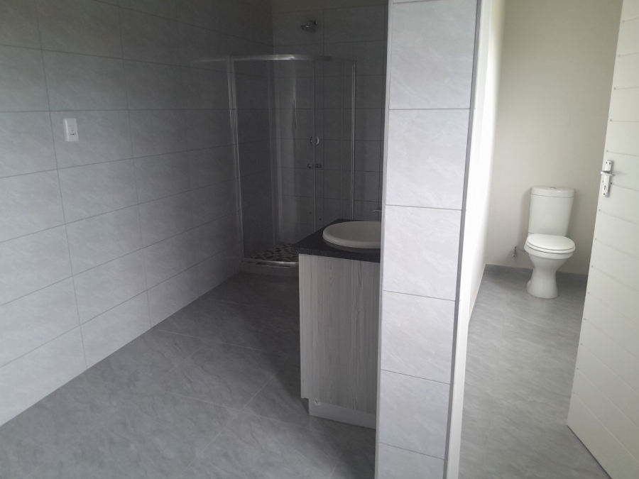 To Let 2 Bedroom Property for Rent in Glen Austin Gauteng