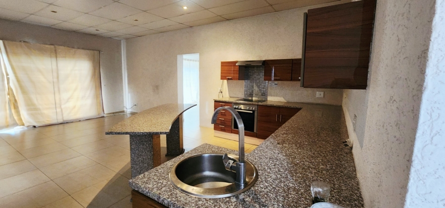 To Let 3 Bedroom Property for Rent in Laudium Gauteng