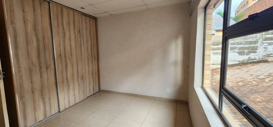 To Let 3 Bedroom Property for Rent in Laudium Gauteng