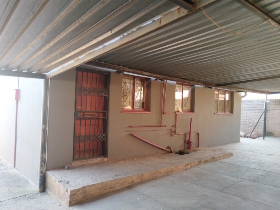 To Let 2 Bedroom Property for Rent in Soshanguve F Gauteng