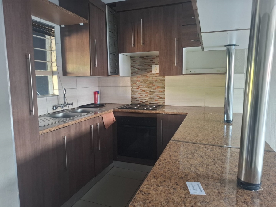 To Let 3 Bedroom Property for Rent in La Montagne Gauteng