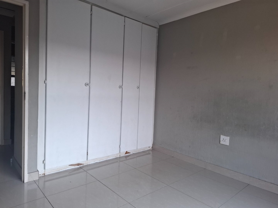 To Let 3 Bedroom Property for Rent in La Montagne Gauteng