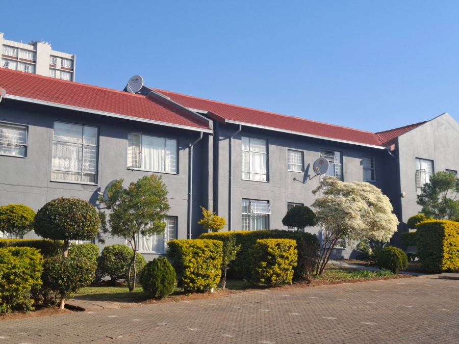 To Let 3 Bedroom Property for Rent in La Montagne Gauteng