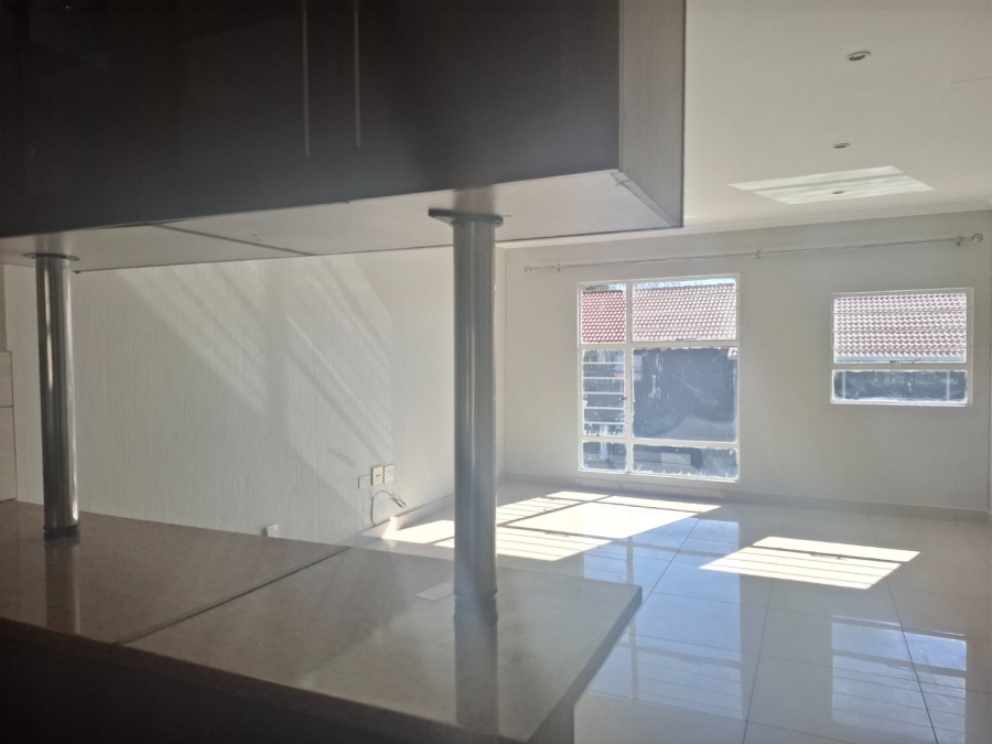 To Let 3 Bedroom Property for Rent in La Montagne Gauteng