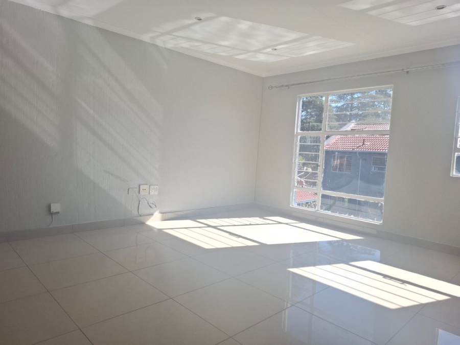 To Let 3 Bedroom Property for Rent in La Montagne Gauteng