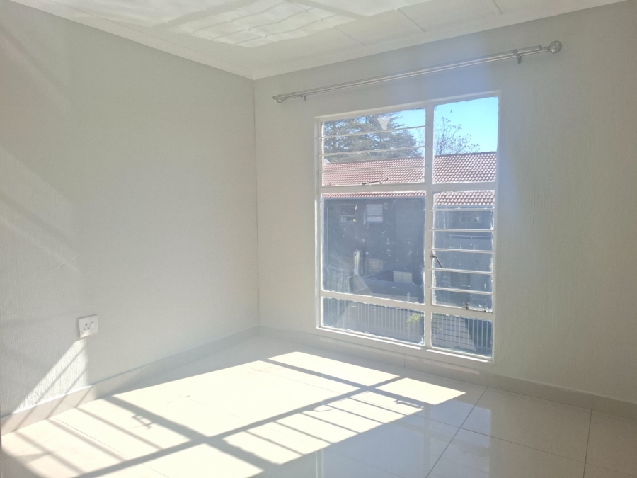 To Let 3 Bedroom Property for Rent in La Montagne Gauteng