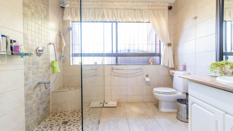 3 Bedroom Property for Sale in Bassonia Gauteng