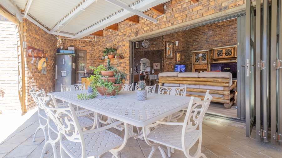 3 Bedroom Property for Sale in Bassonia Gauteng