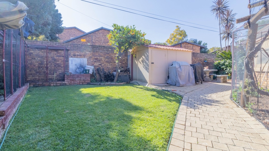3 Bedroom Property for Sale in Bassonia Gauteng