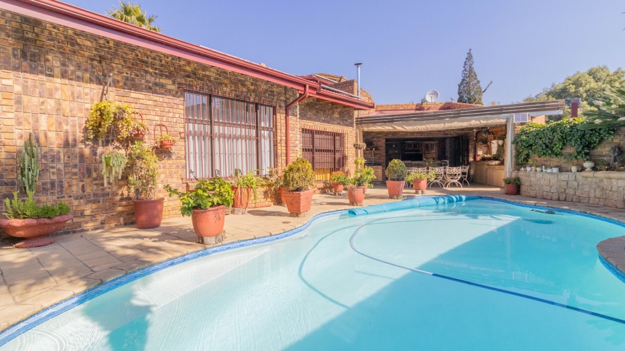 3 Bedroom Property for Sale in Bassonia Gauteng