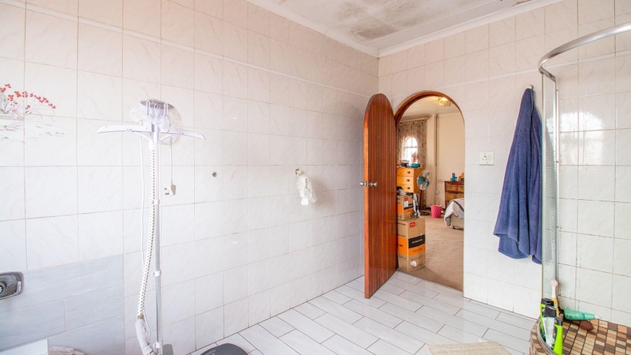 5 Bedroom Property for Sale in Bakerton Gauteng