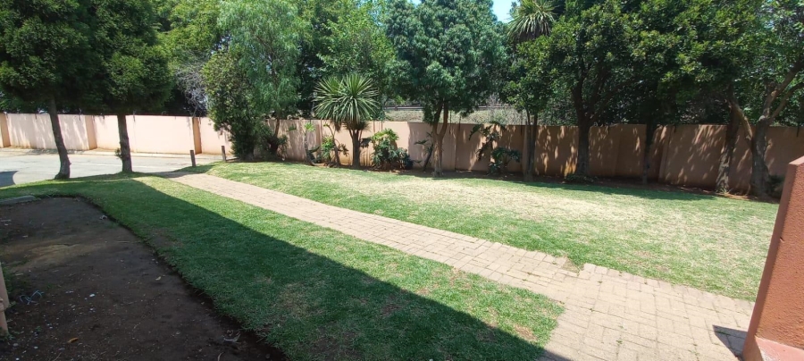 To Let 2 Bedroom Property for Rent in Union Gauteng