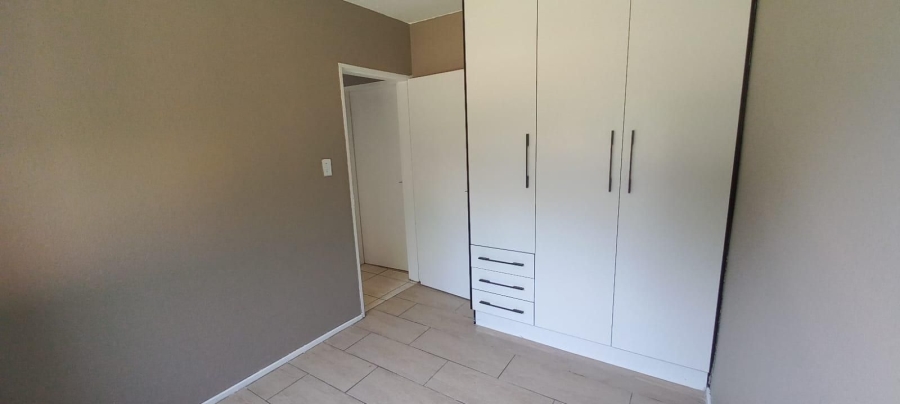 To Let 2 Bedroom Property for Rent in Union Gauteng