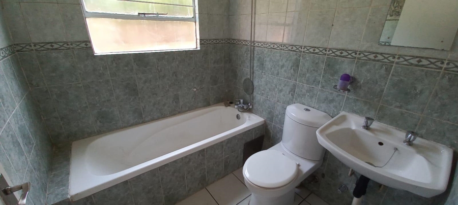 To Let 2 Bedroom Property for Rent in Union Gauteng