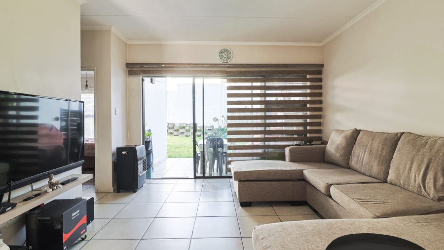 3 Bedroom Property for Sale in Oakdene Gauteng