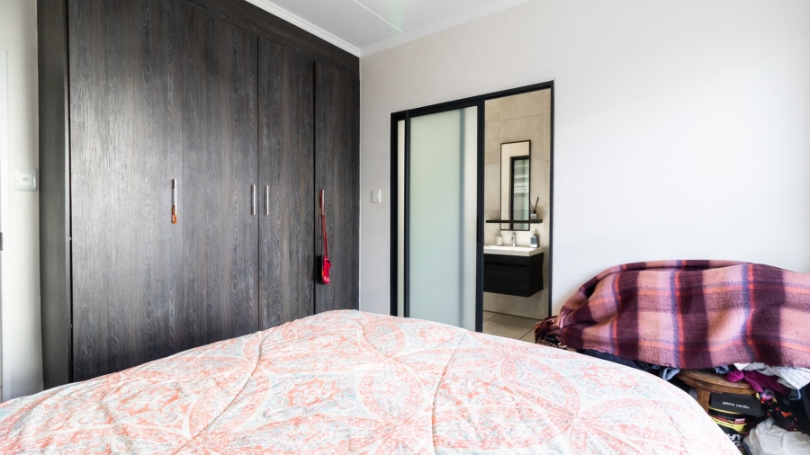 3 Bedroom Property for Sale in Oakdene Gauteng
