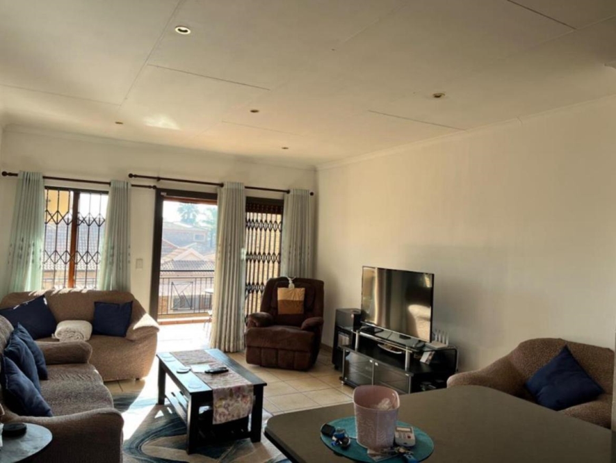 2 Bedroom Property for Sale in Sonneveld Gauteng