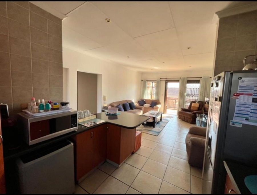 2 Bedroom Property for Sale in Sonneveld Gauteng