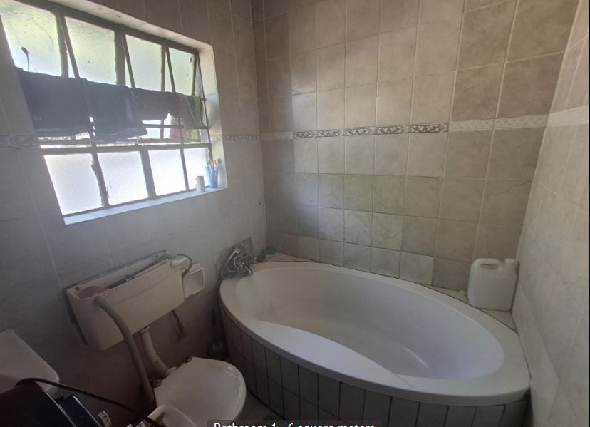 3 Bedroom Property for Sale in Birchleigh North Gauteng