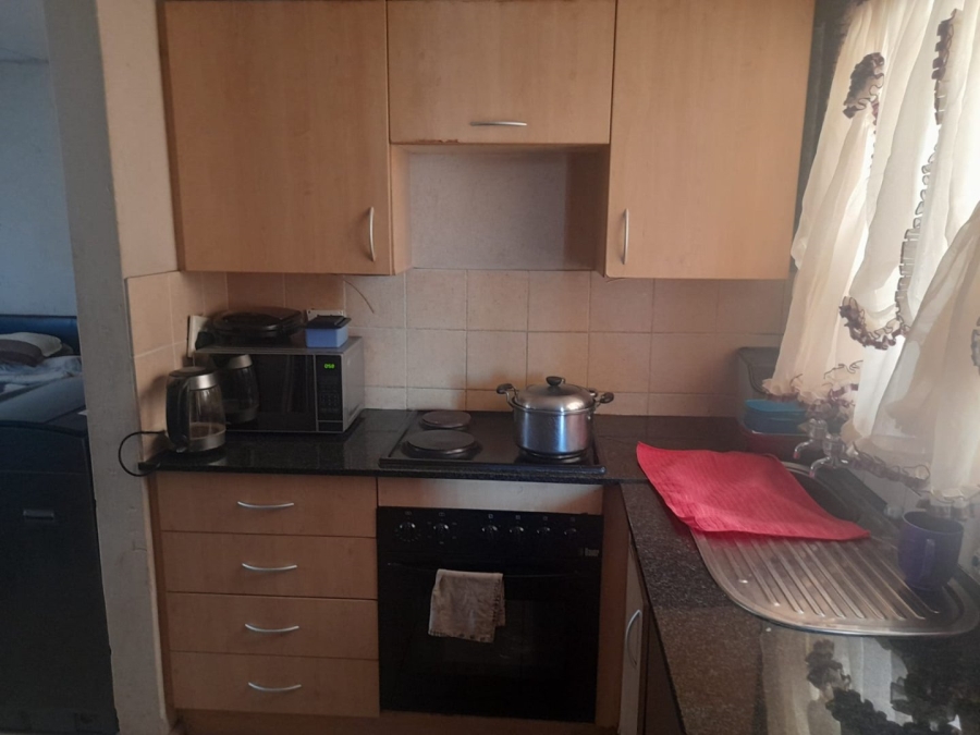 1 Bedroom Property for Sale in Klippoortje Gauteng