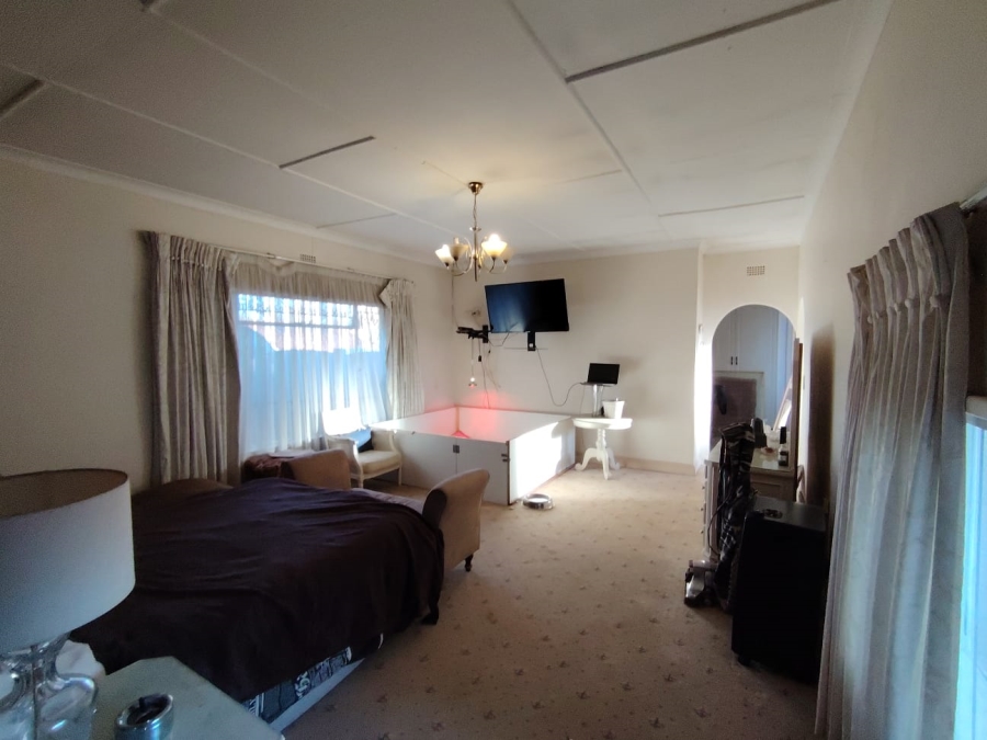 4 Bedroom Property for Sale in Parkdene Gauteng