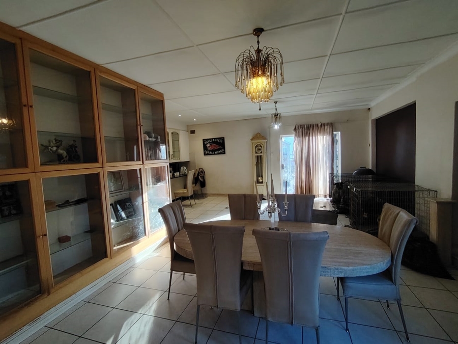 4 Bedroom Property for Sale in Parkdene Gauteng