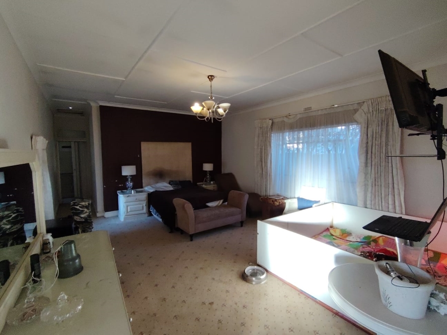 4 Bedroom Property for Sale in Parkdene Gauteng