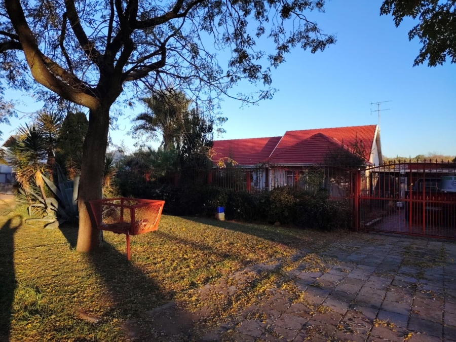 4 Bedroom Property for Sale in Parkdene Gauteng