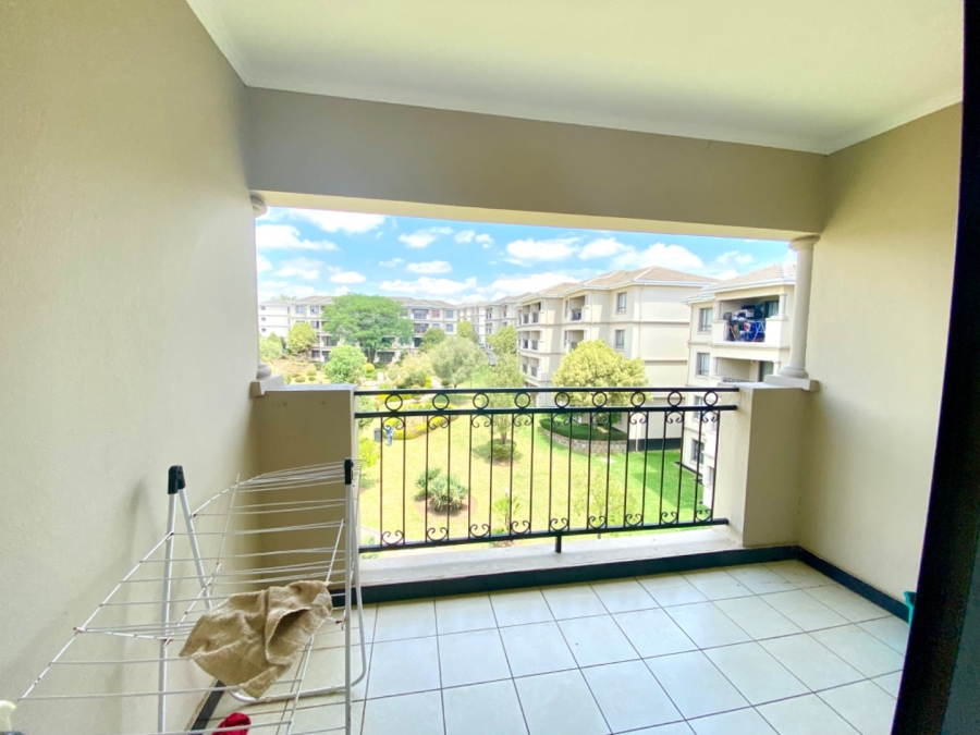 2 Bedroom Property for Sale in Noordwyk Gauteng