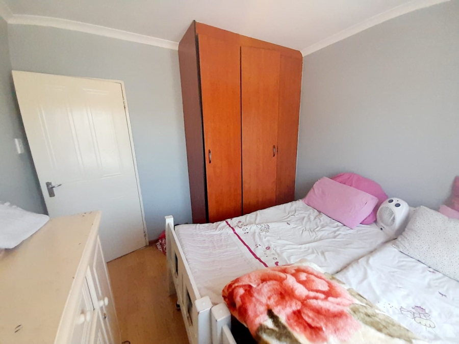 2 Bedroom Property for Sale in Meredale Gauteng