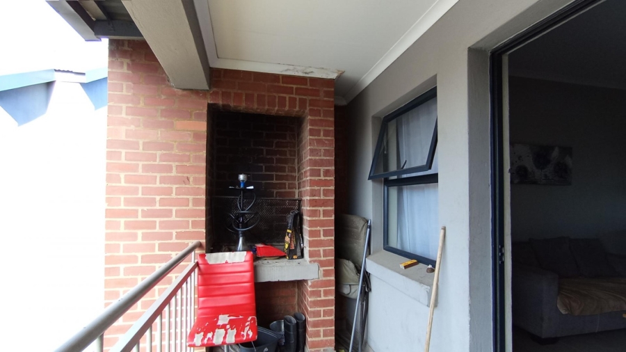 2 Bedroom Property for Sale in Jansenpark Gauteng