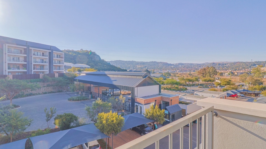 2 Bedroom Property for Sale in Aspen Hills Gauteng