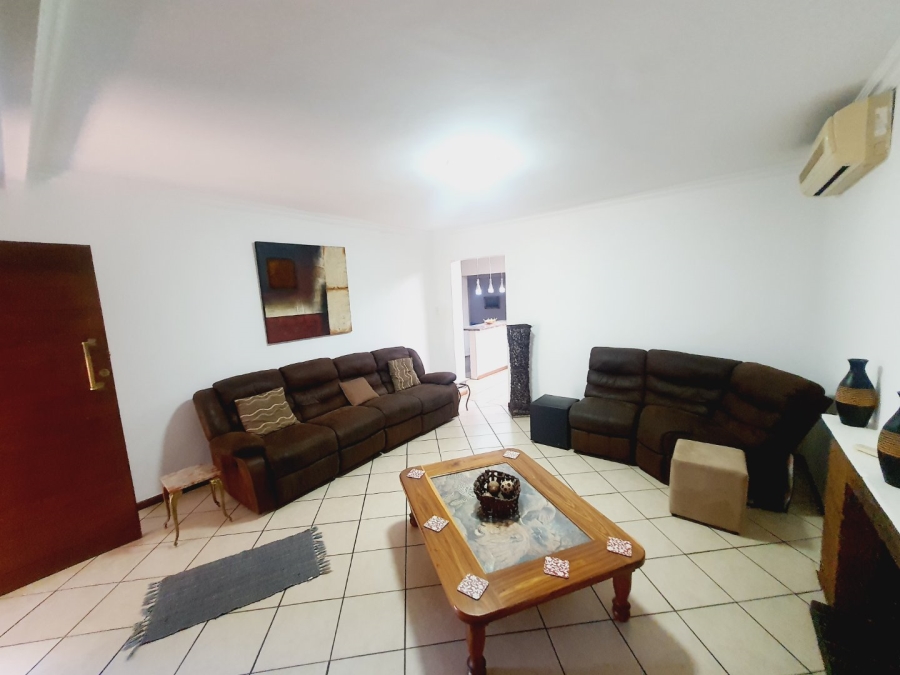 5 Bedroom Property for Sale in Elardus Park Gauteng